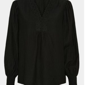 Isay Frea Lace Blouse